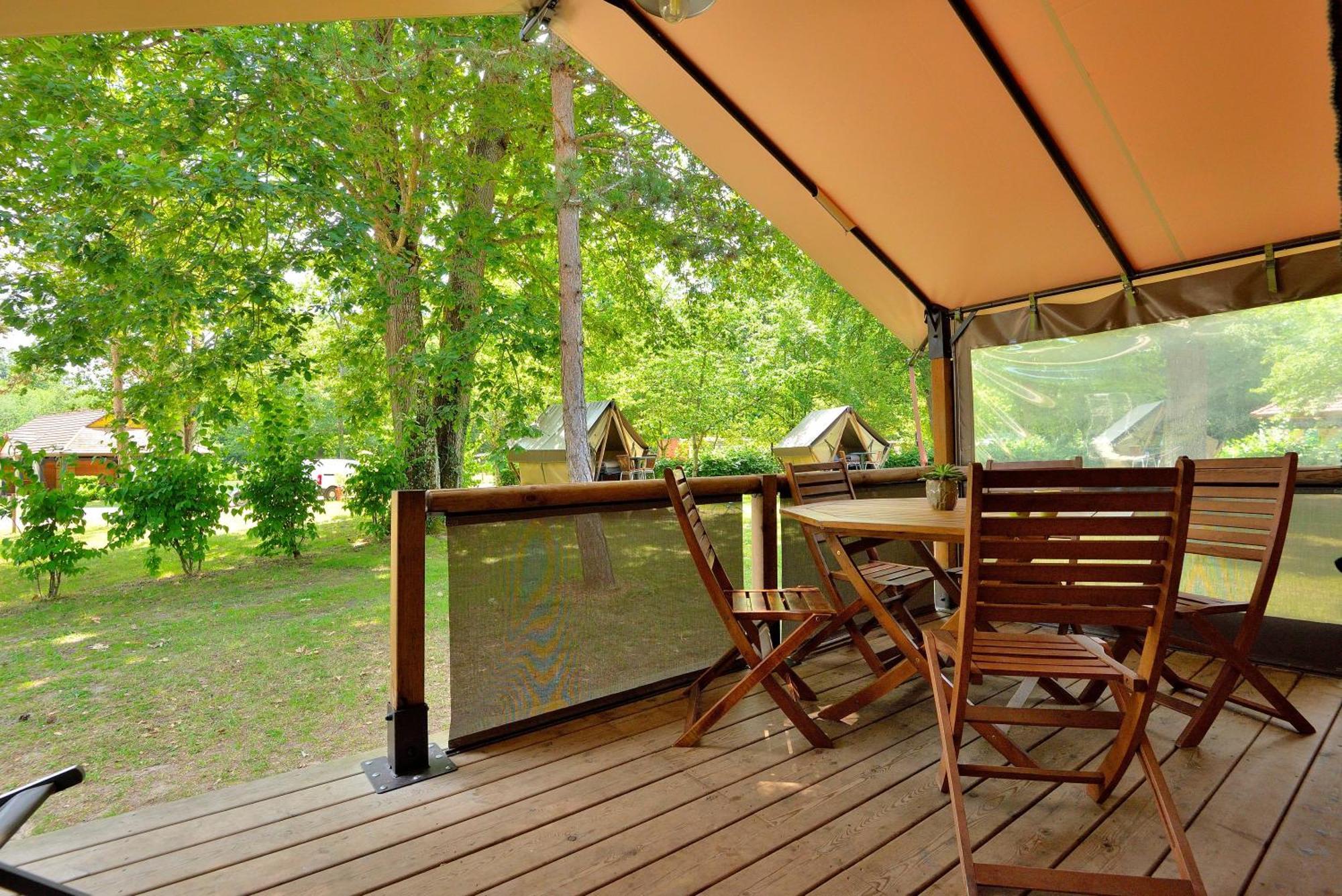 Camping Etang De La Vallee Combreux Quarto foto