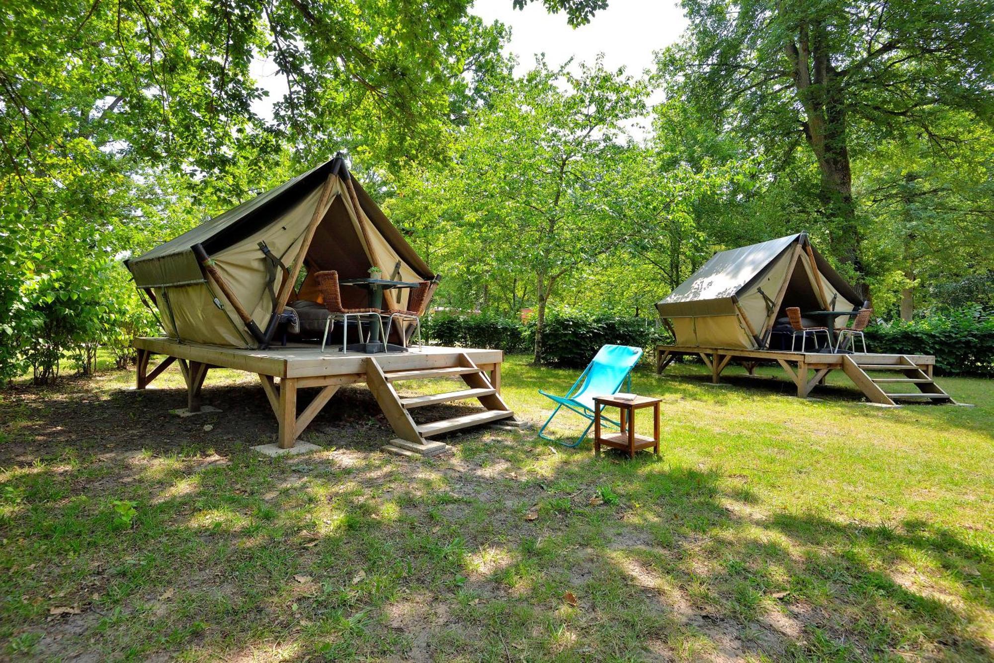 Camping Etang De La Vallee Combreux Quarto foto